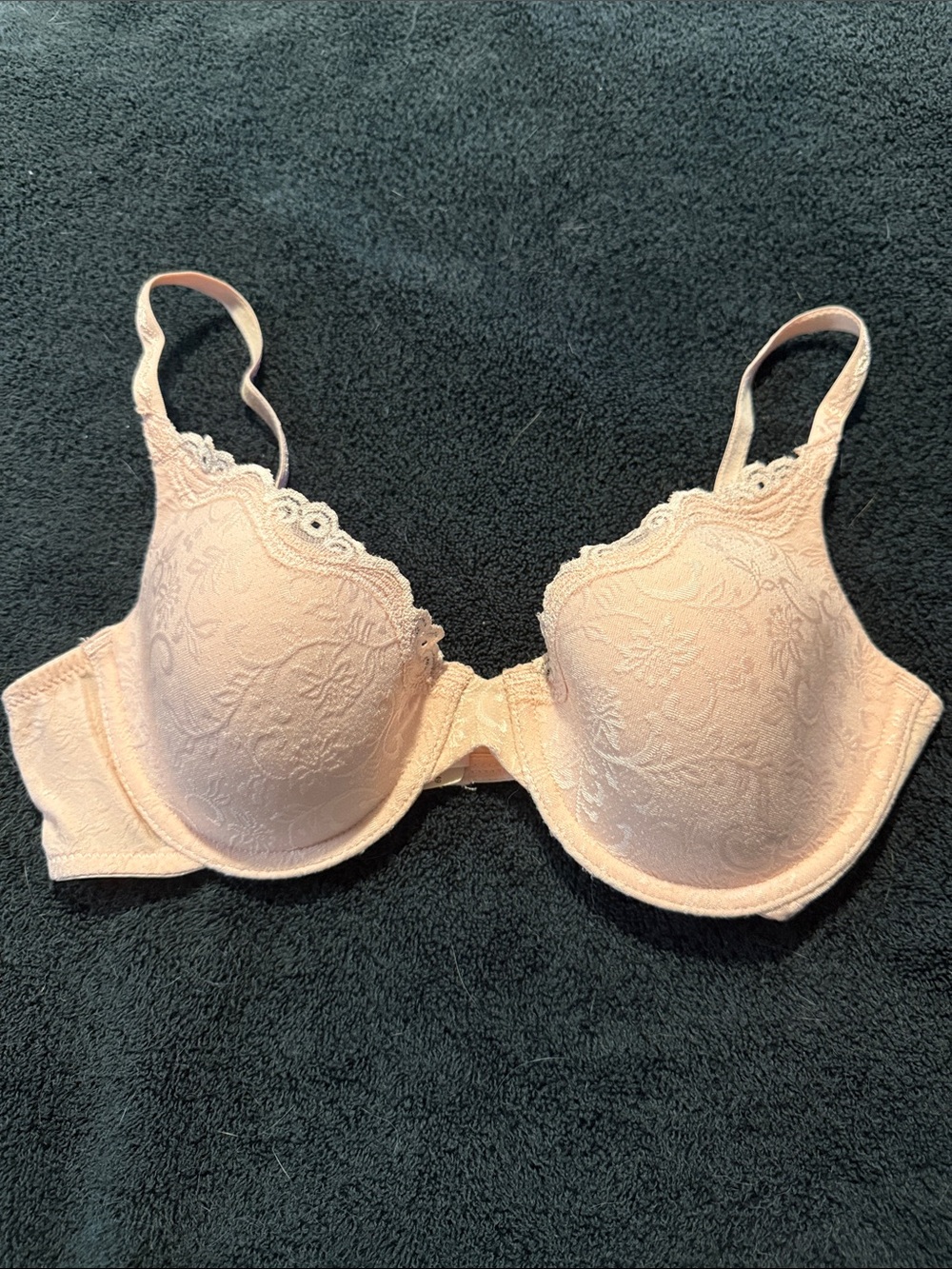Victoria's Secret Blush Pink Lace Underwire Bra